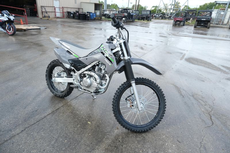 2025 Kawasaki KLX140R L BATTLE GRAYImage 4