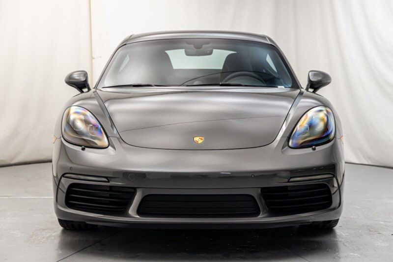 2024 Porsche 718 Cayman Image 8