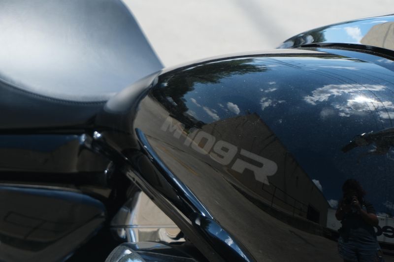 NEW 2025 SUZUKI BOULEVARD M109R Image 10
