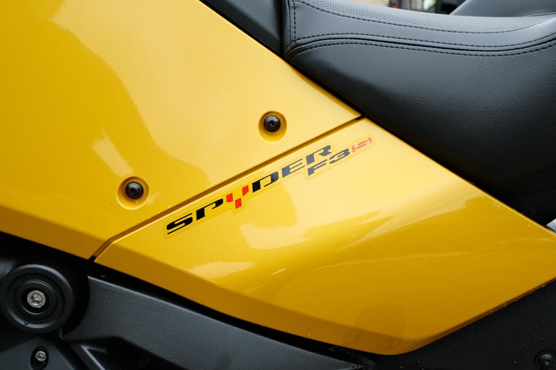 NEW 2026 CAN-AM SPYDER F3S Image 16