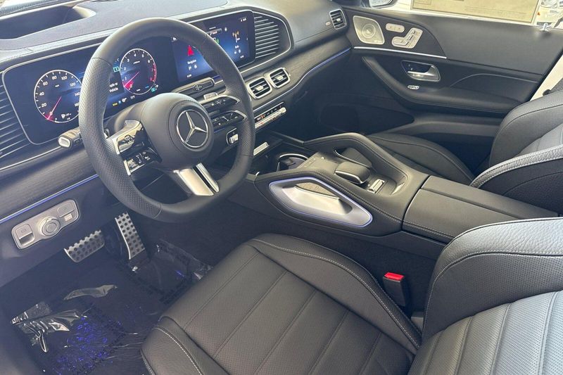 New 2026 Mercedes-Benz GLS 450Image 8