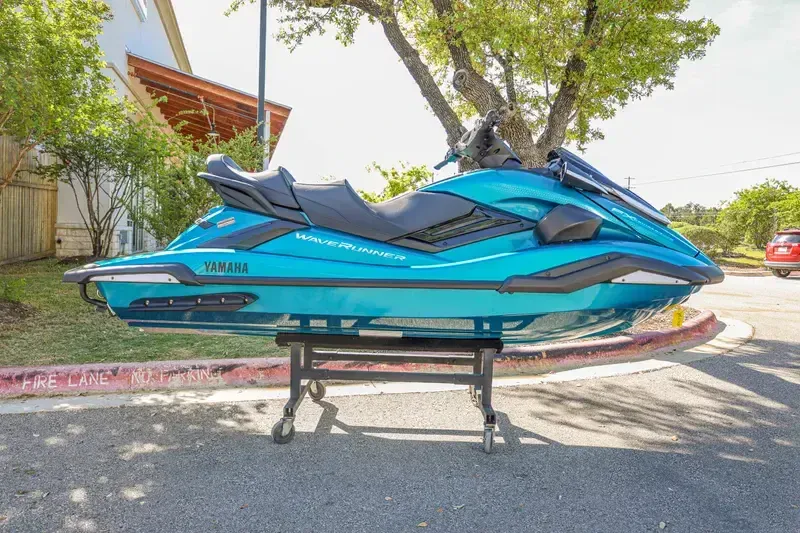 NEW 2026 YAMAHA FX CRUISER SVHO WITH AUDIO Image 2