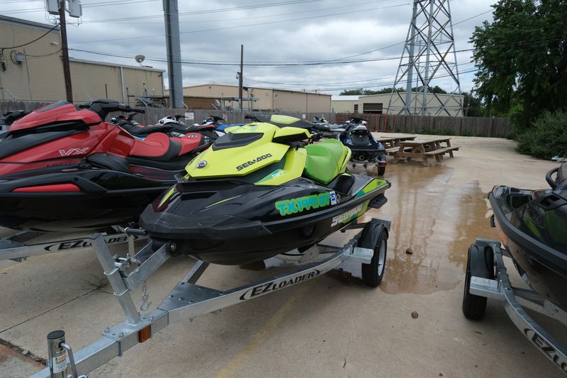 2019 SEADOO GTI SE 130 BLACK Image 6