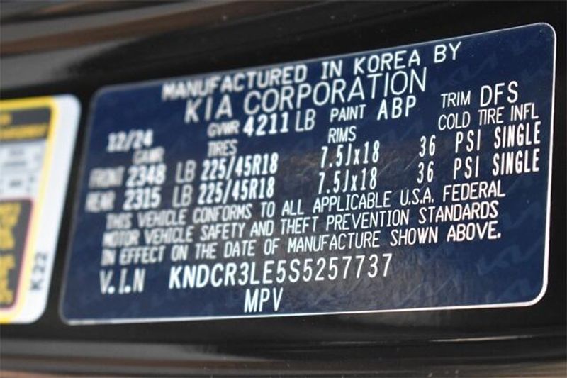 New 2025 Kia Niro EX TouringImage 37