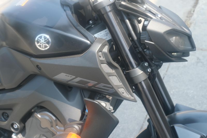 2020 Yamaha MT09 BLACK Image 16
