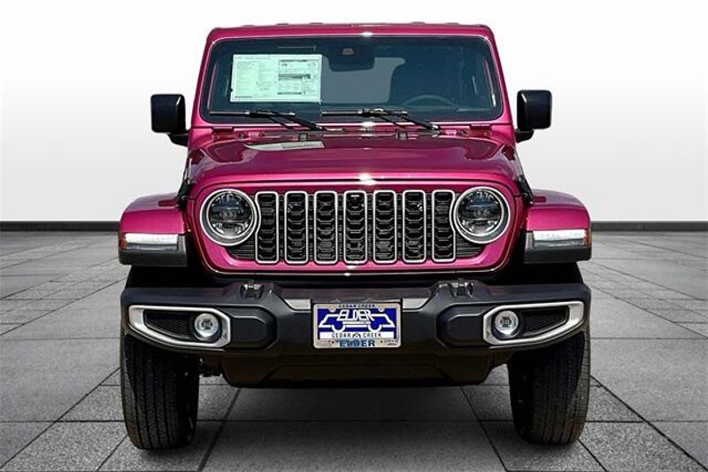 2024 Jeep Wrangler 4-door SaharaImage 5