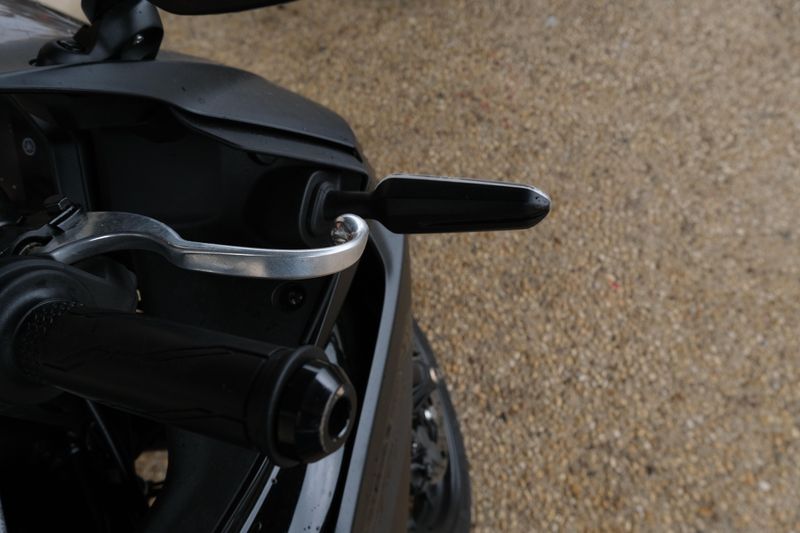 2025 Yamaha YZFR3 ABS MATTE STEALTH BLACK Image 16