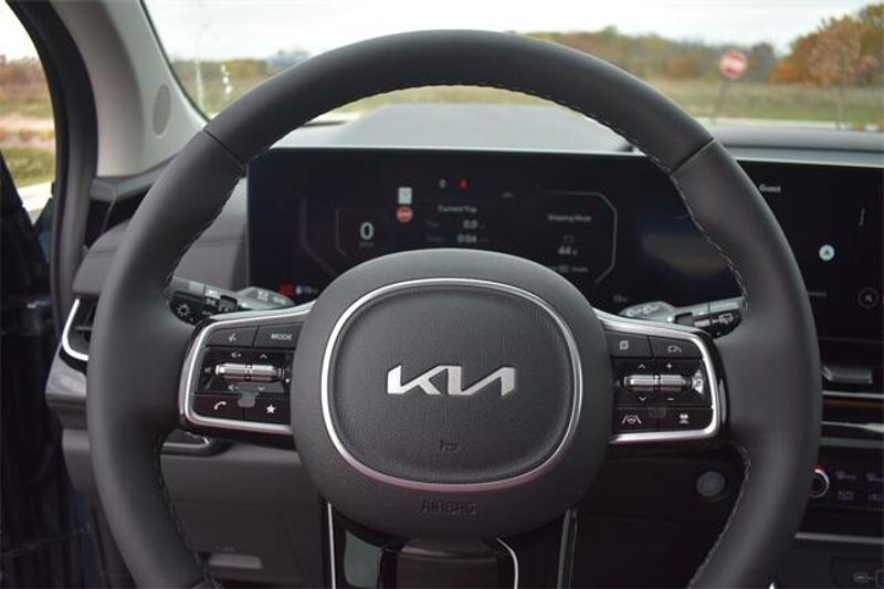 New 2026 Kia Carnival SX PrestigeImage 32