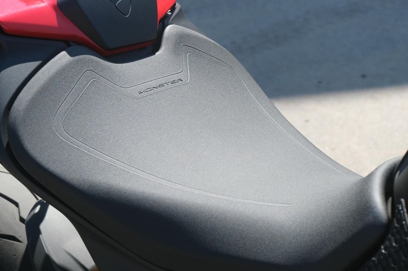 Used 2023 Ducati MONSTER SP 937 RED AND BLACK Image 17