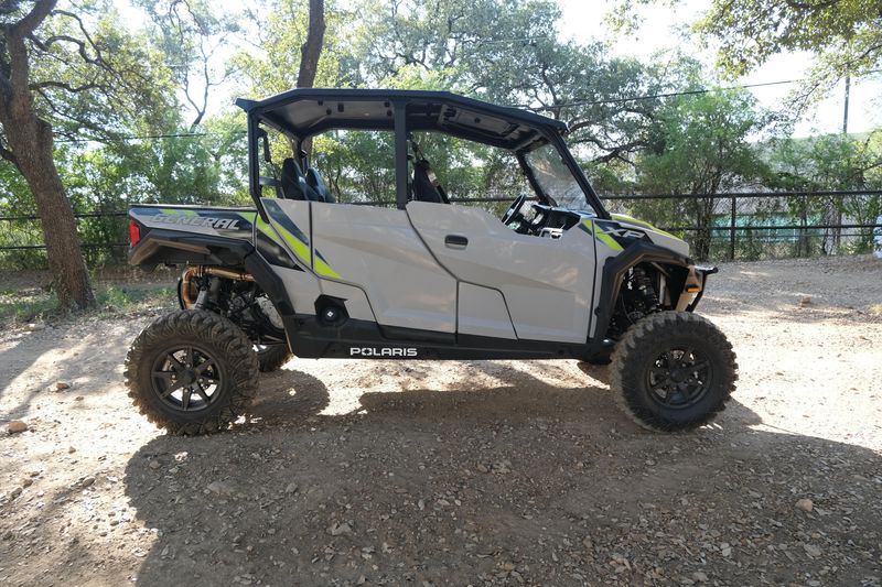 2024 Polaris GENERAL XP 1000 SPORT GHOST GREYImage 17