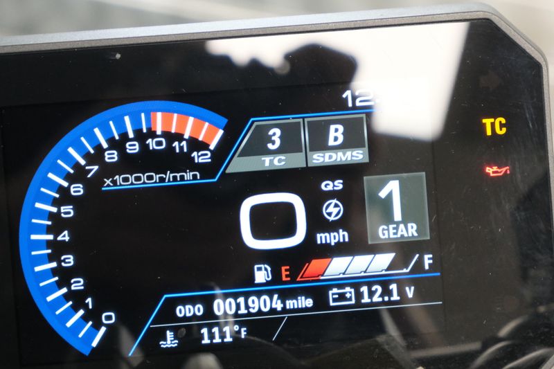 USED 2024 SUZUKI GSX8S Image 21