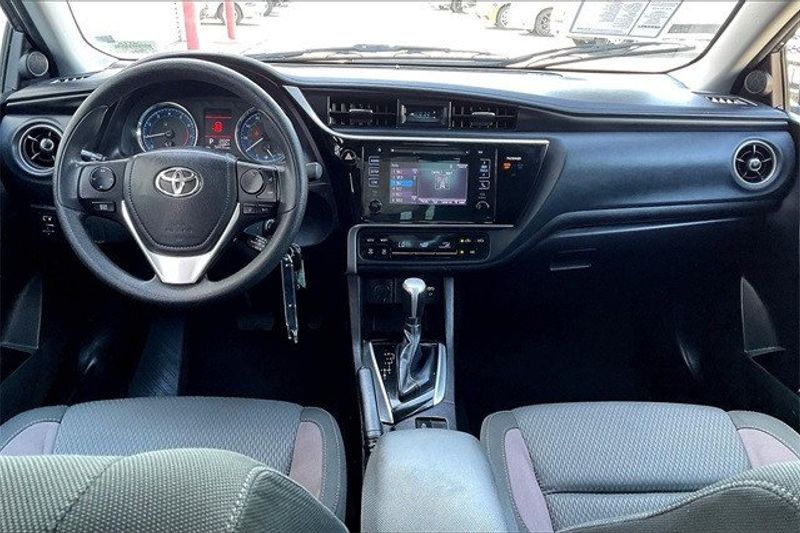 2017 Toyota Corolla LEImage 15