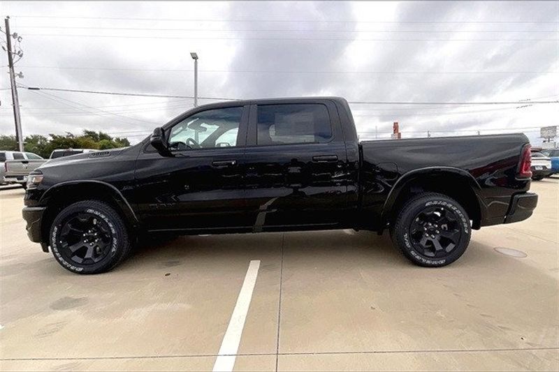 2025 RAM 1500 Lone Star Crew Cab 4x4 5