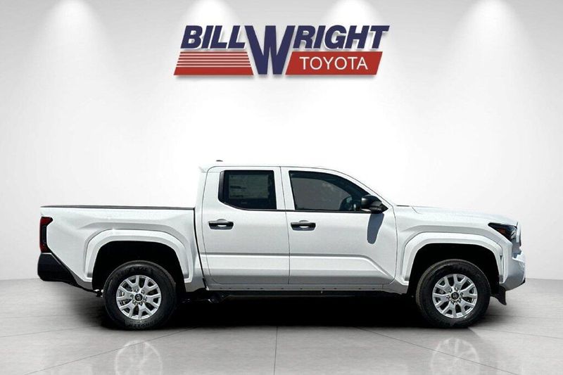 New 2026 Toyota Tacoma SRImage 2