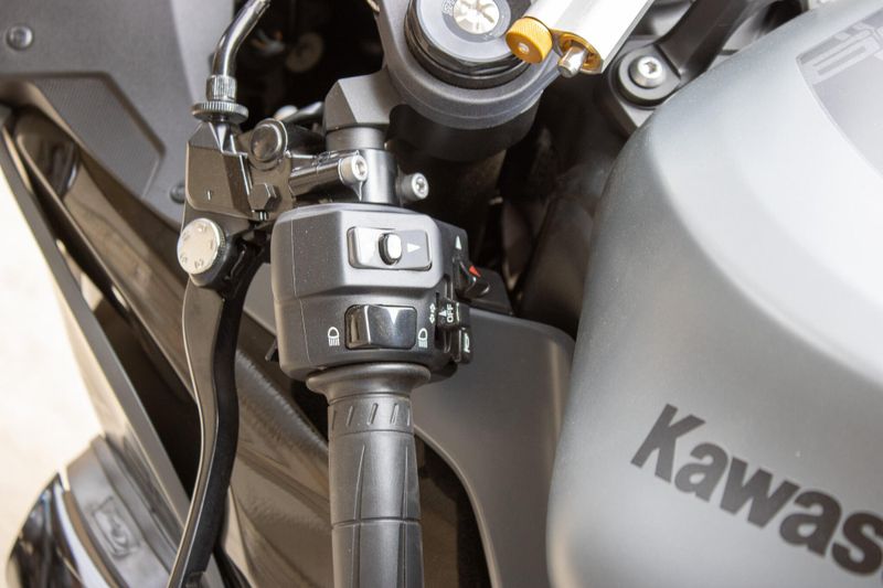 NEW 2026 KAWASAKI NINJA ZX6R Image 12