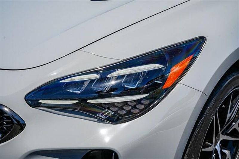 2022 Kia Stinger GT-LineImage 10