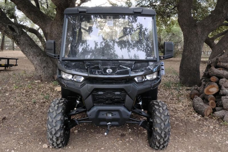 2025 CAN-AM DEFENDER MAX DPS HD10 STEALTH BLACK in a STEALTH BLACK exterior color. Family PowerSports (877) 886-1997 familypowersports.com 