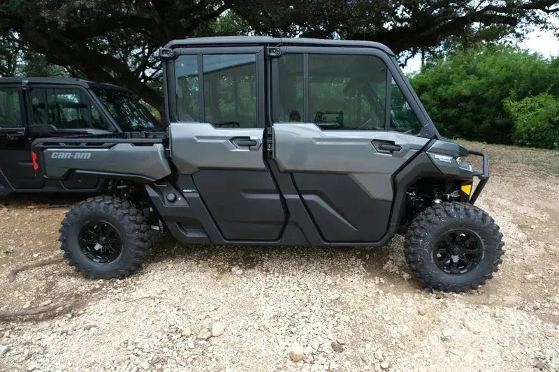 2024 Can-Am DEFENDER MAX LIMITED HD10 STONE GRAYImage 2