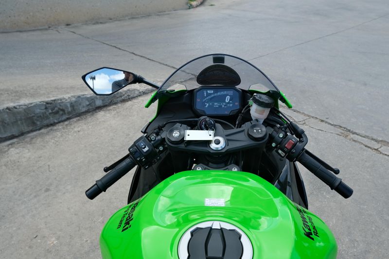 2024 Kawasaki NINJA ZX6R ABS KRT EDITION LIME GREEN AND EBONY Image 16