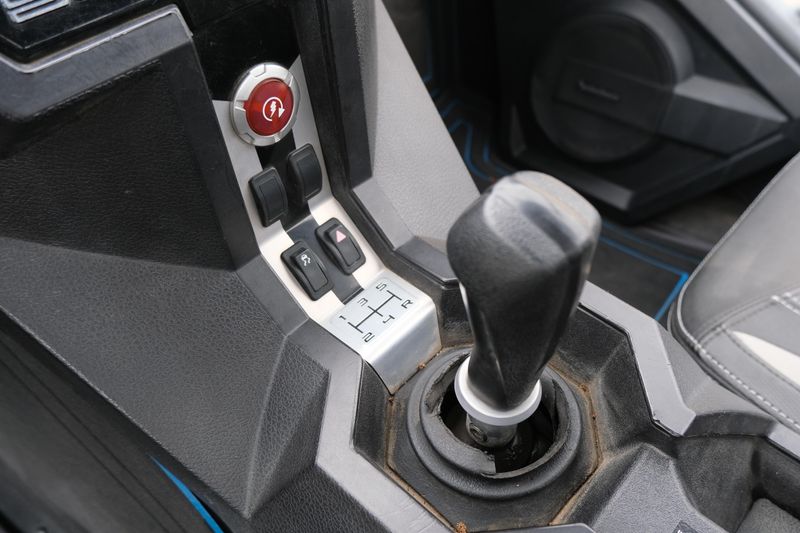 USED 2019 POLARIS SLINGSHOT SL Image 18
