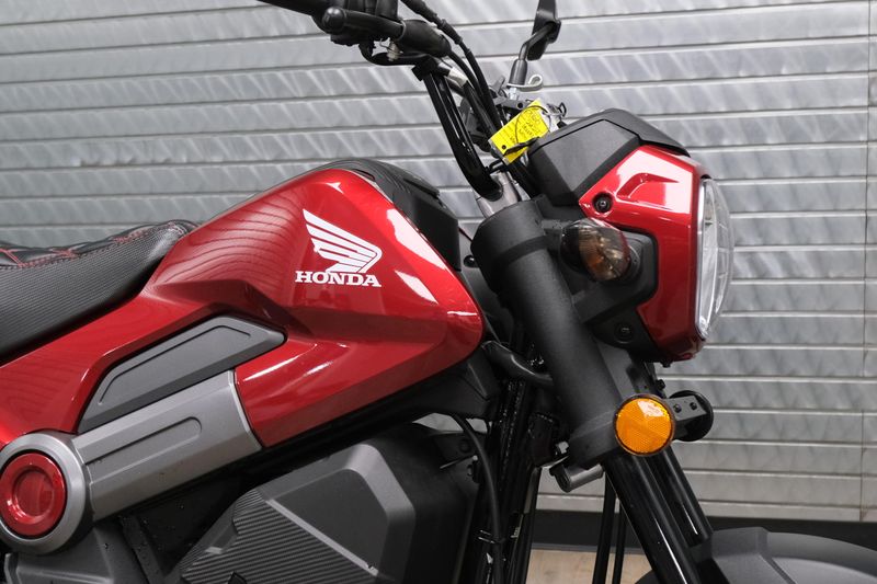 USED 2024 HONDA NAVI Image 13