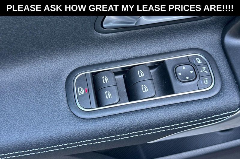 Used 2025 Mercedes-Benz CLA 250Image 12