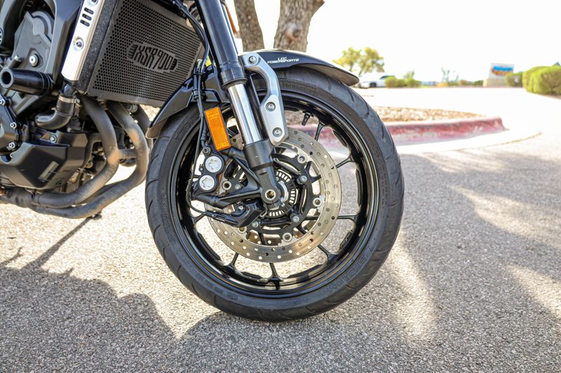 USED 2018 YAMAHA XSR900 Image 15