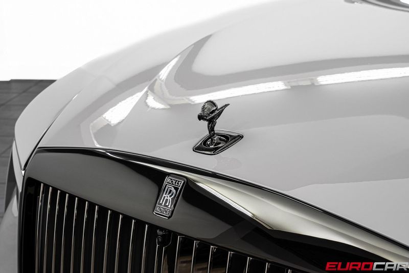 2025 Rolls-Royce Spectre Black Badge *ENHANCEMENT PACKAGE*Image 10