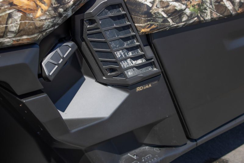 NEW 2026 CAN-AM DEFENDER MAX LIMITED CAB HD11 Image 50