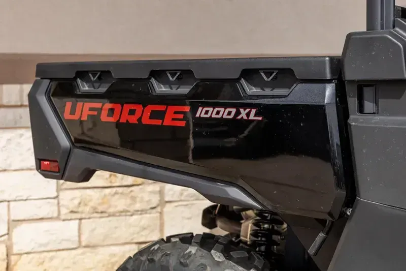 2025 CFMOTO UFORCE 1000 XL NEBULA BLACKImage 10