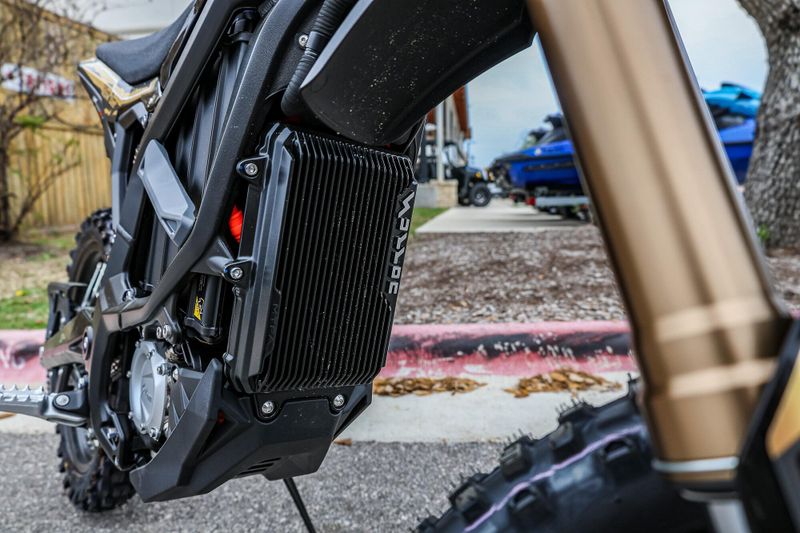 NEW 2025 SURRON ULTRA BEE Image 7