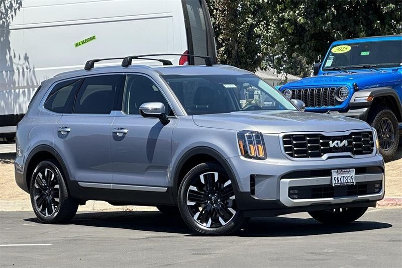 2024 Kia Telluride SX Prestige photo 2