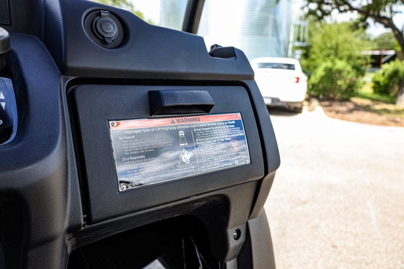 NEW 2026 KAWASAKI MULE SX 4X4 XC LE Image 9