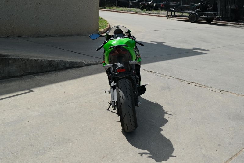 2024 Kawasaki NINJA ZX6R ABS KRT EDITION LIME GREEN AND EBONY Image 4