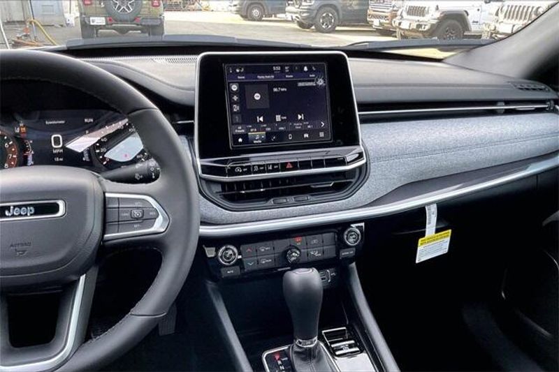 New 2026 Jeep Compass Latitude 4x4Image 5