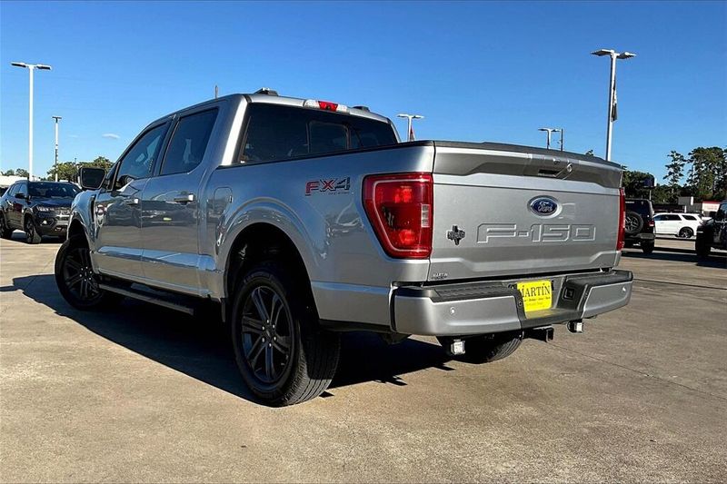 2023 Ford F-150 XLT photo 3