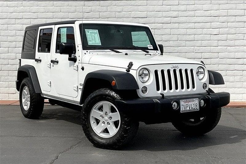 2017 Jeep Wrangler Unlimited SportImage 12