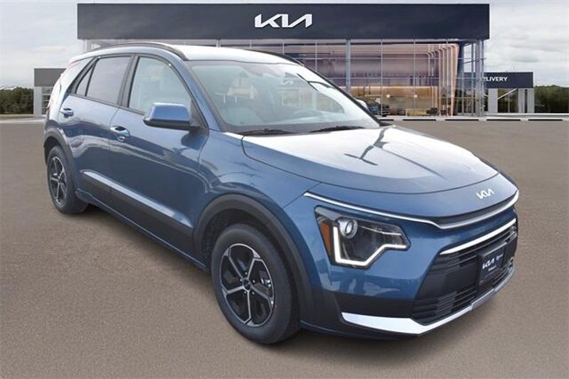 New 2025 Kia Niro EXImage 10