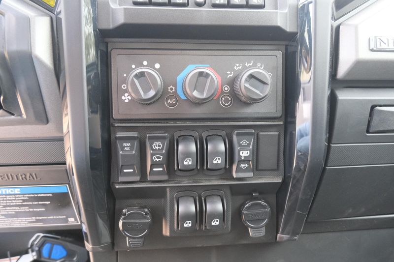 NEW 2026 POLARIS RANGER CREW XD 1500 NORTHSTAR ULTIMATE Image 23