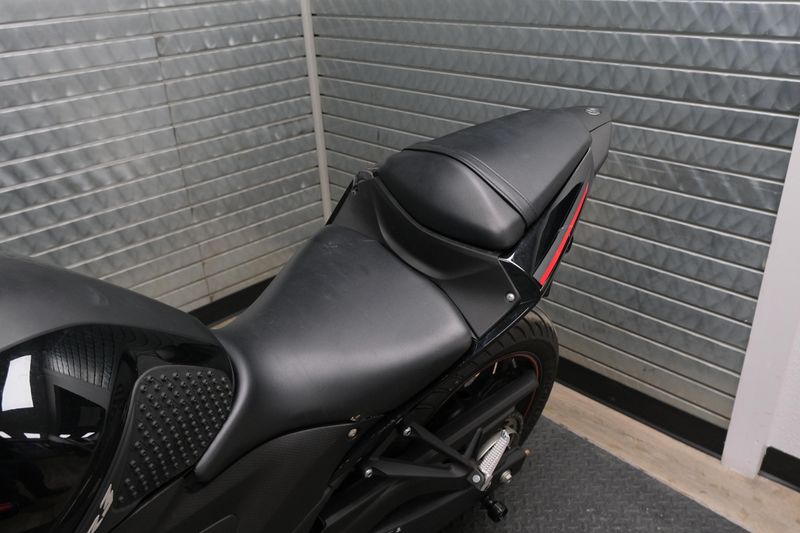 USED 2018 YAMAHA YZF-R3 Image 16