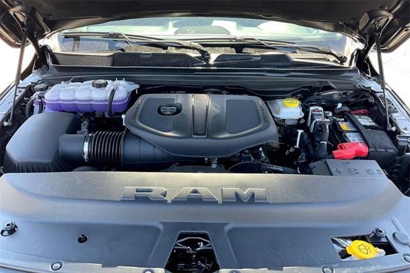 2025 RAM 1500 Tradesman Crew Cab 4x2 5