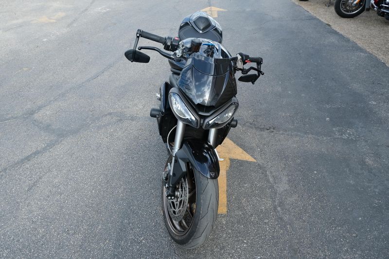 USED 2023 TRIUMPH STREET TRIPLE 765 RS Image 8
