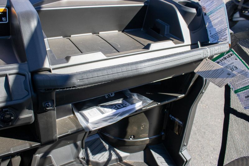 NEW 2026 CAN-AM DEFENDER MAX DPS HD7 Image 23