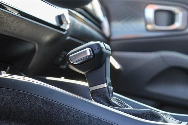 New 2025 Kia Sorento EXImage 24
