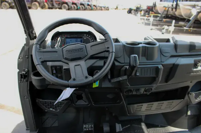 NEW 2026 POLARIS RANGER CREW XP 1000 PREMIUM Image 13