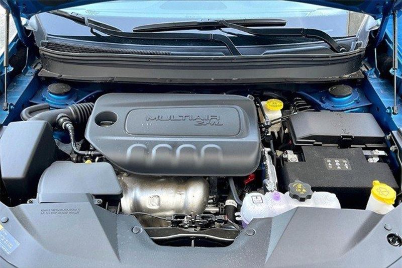2023 Jeep Cherokee Altitude Lux 4x4Image 9