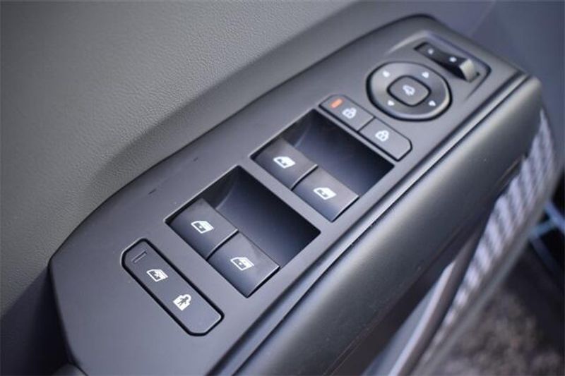 2024 Kia EV9 LightImage 23