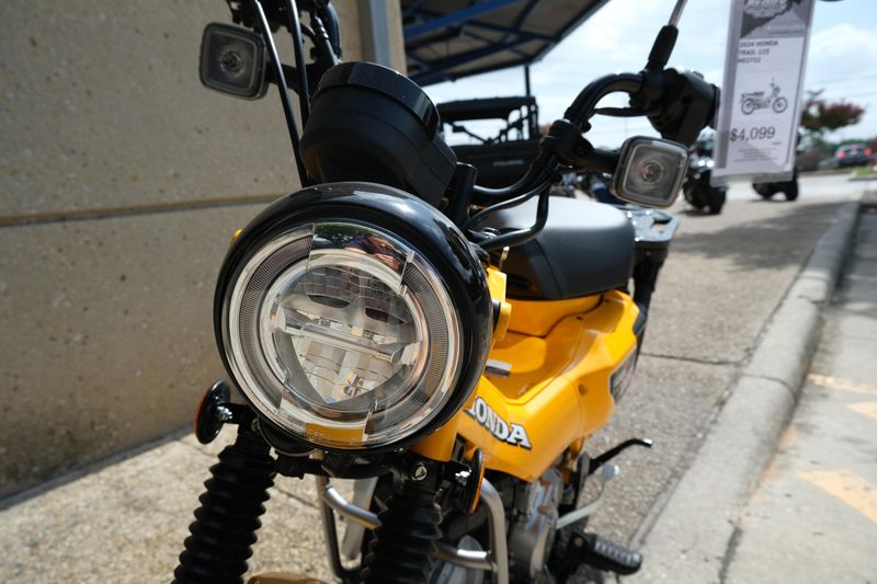 2024 Honda TRAIL 125 TURMERIC YELLOWImage 11