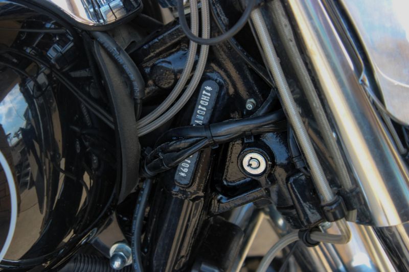 2013 HARLEY HERITAGE SOFTAIL BLACK Image 21