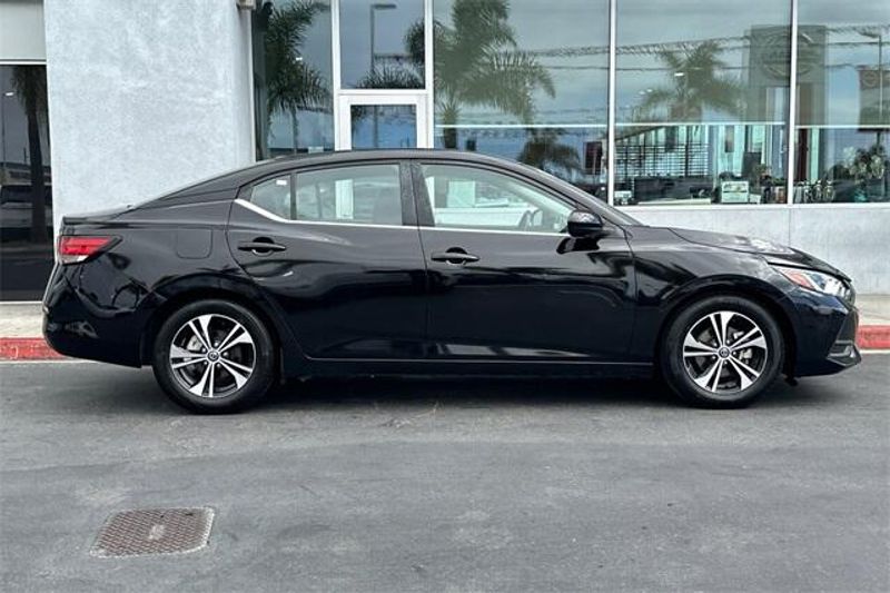 2021 Nissan Sentra SVImage 3